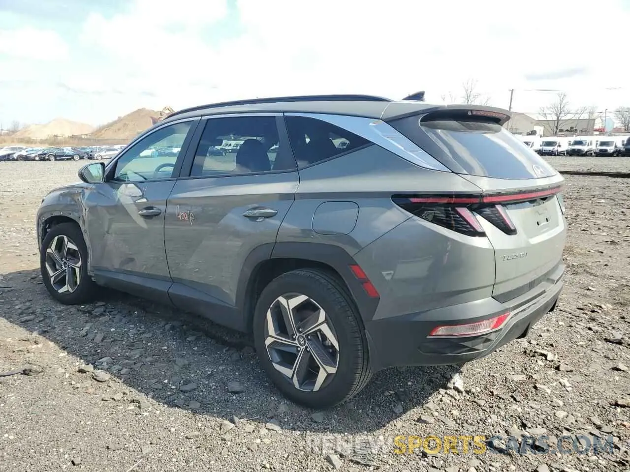 2 Photograph of a damaged car 5NMJFCDE9RH362299 HYUNDAI TUCSON 2024