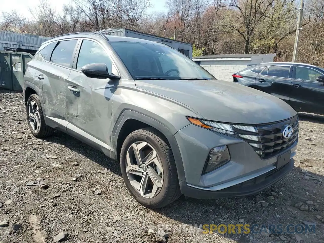 4 Photograph of a damaged car 5NMJFCDE9RH362299 HYUNDAI TUCSON 2024
