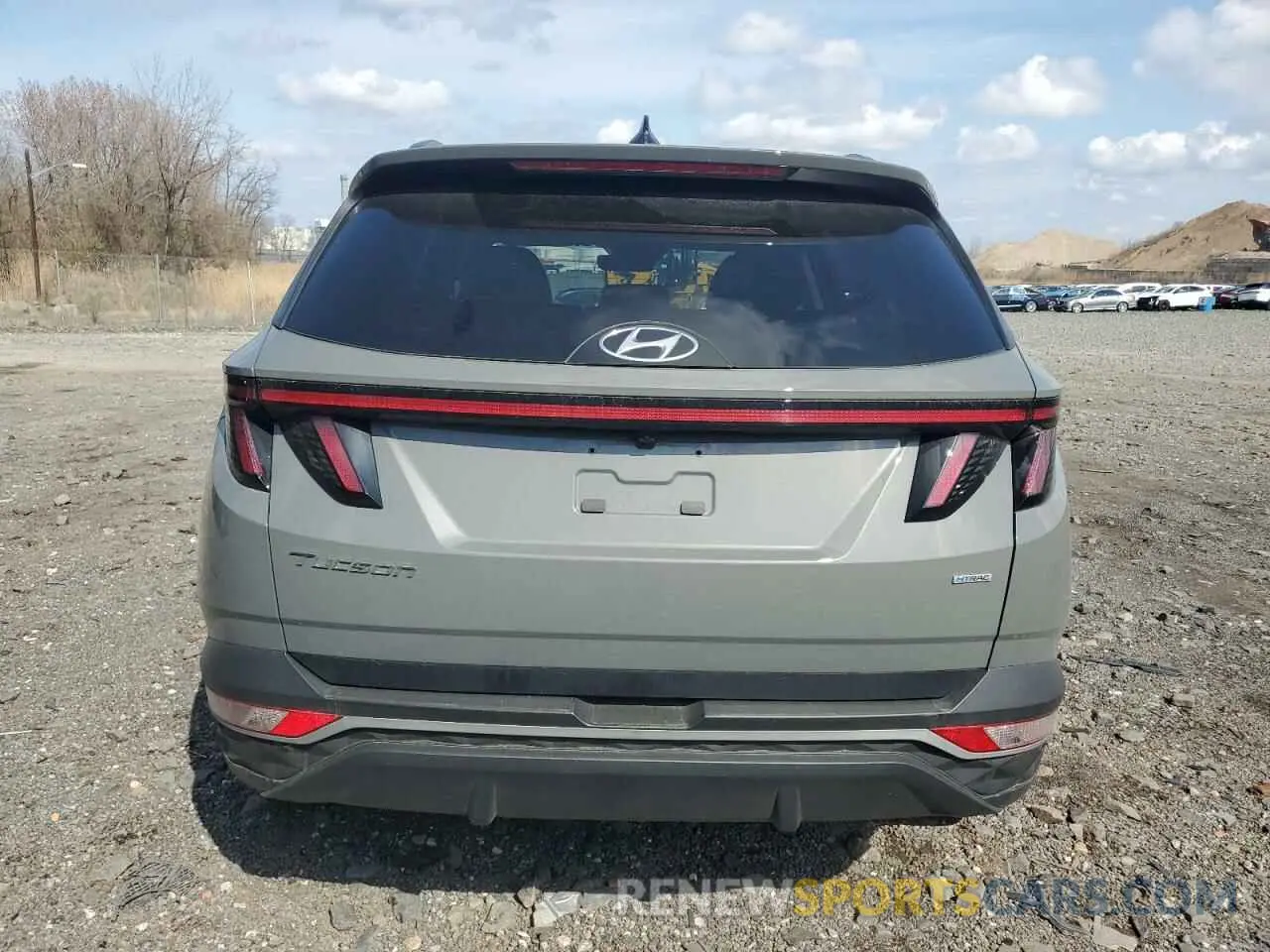 6 Photograph of a damaged car 5NMJFCDE9RH362299 HYUNDAI TUCSON 2024