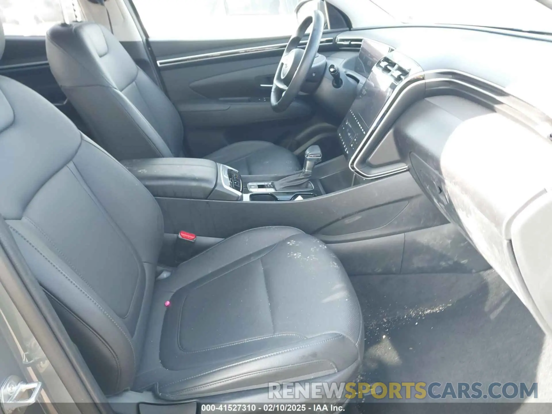 5 Photograph of a damaged car 5NMJFCDE9RH371147 HYUNDAI TUCSON 2024