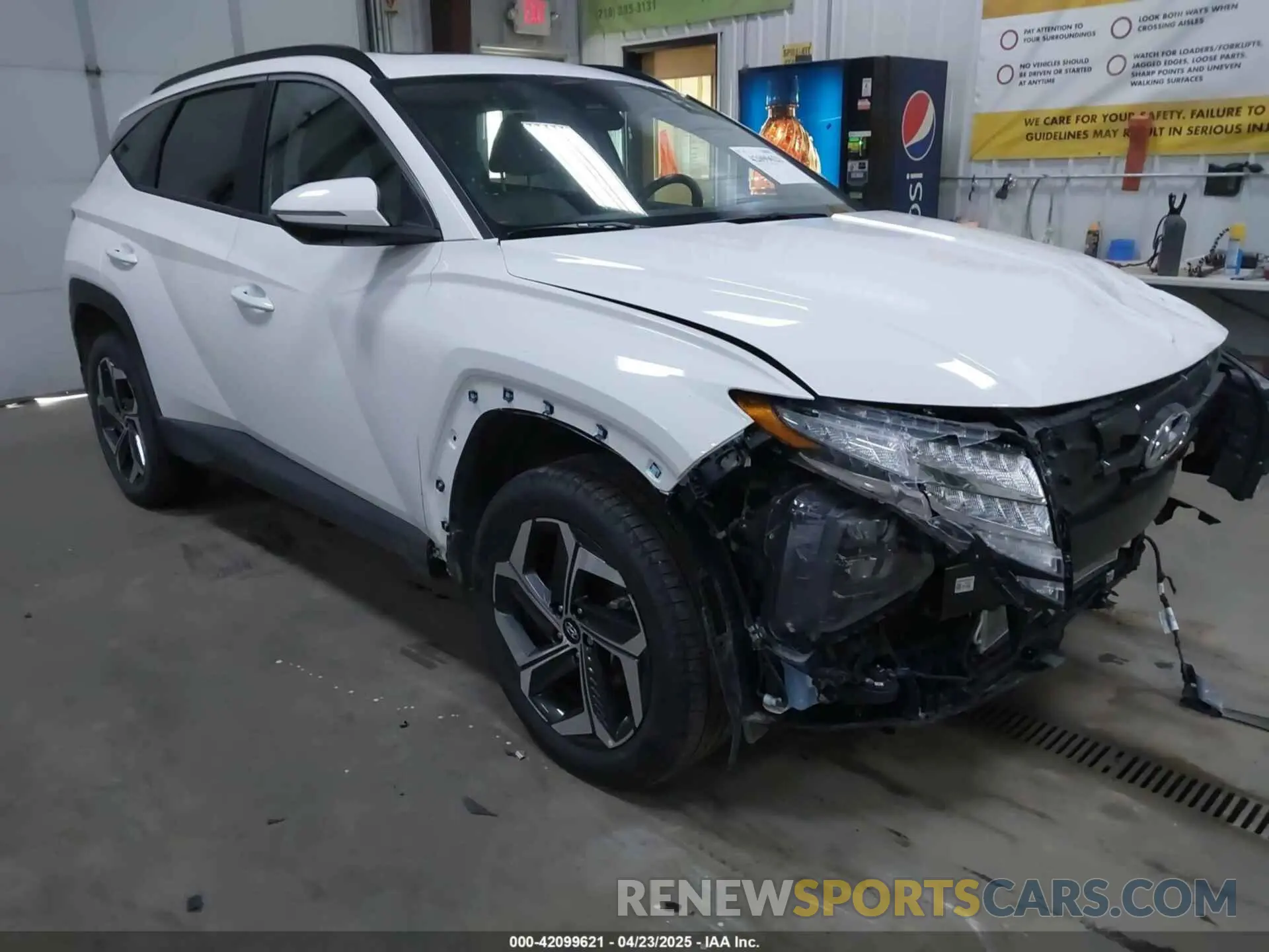 1 Photograph of a damaged car 5NMJFCDEXRH297107 HYUNDAI TUCSON 2024