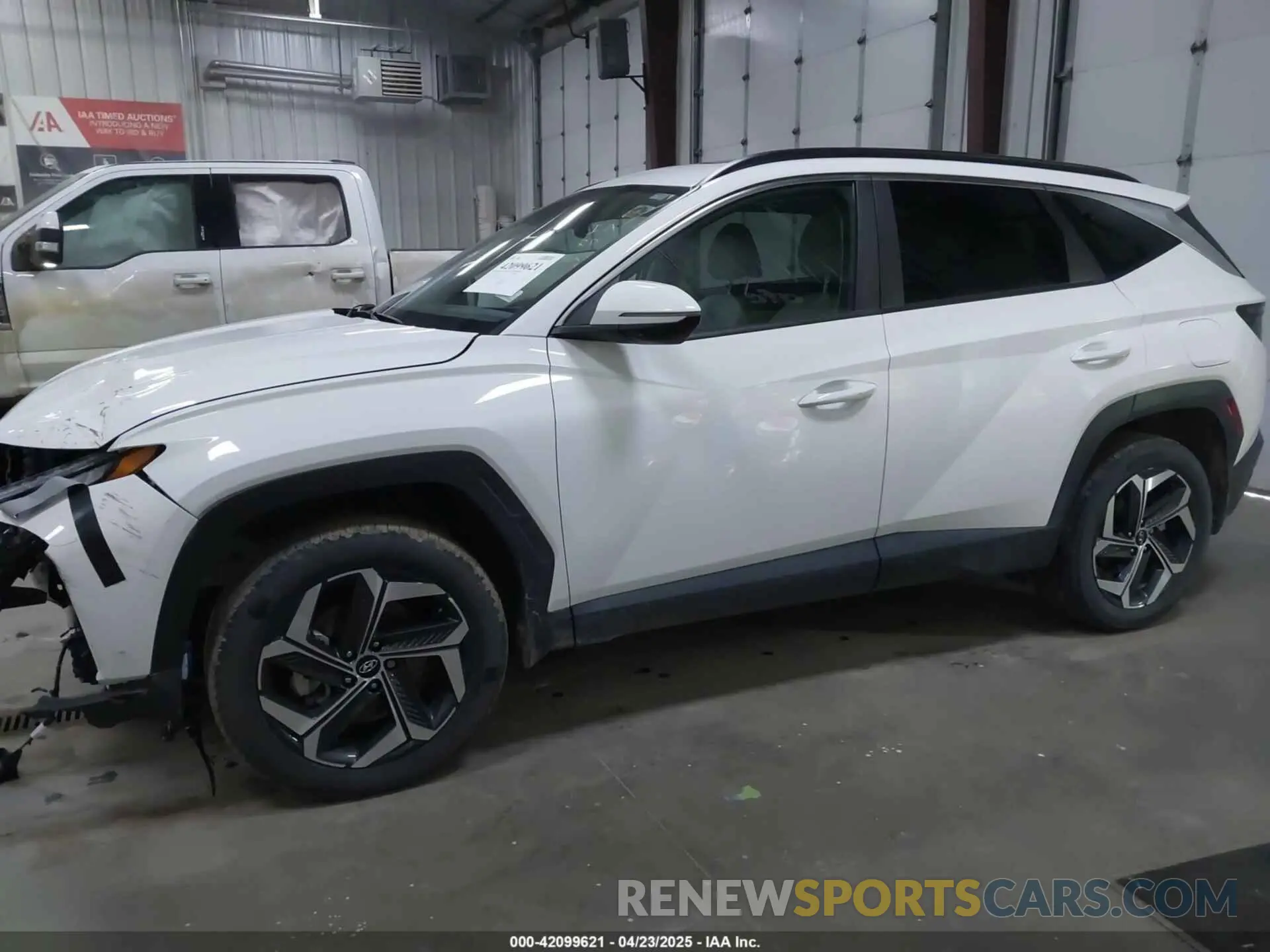 14 Photograph of a damaged car 5NMJFCDEXRH297107 HYUNDAI TUCSON 2024
