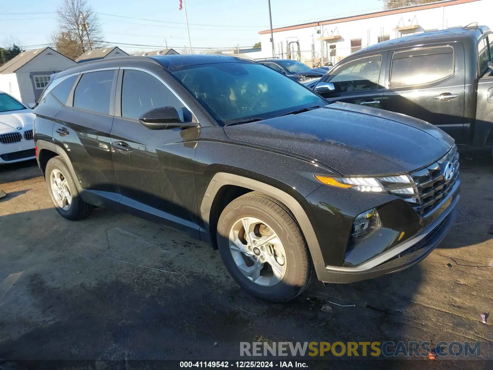 1 Photograph of a damaged car KM8JB3DE8RU304992 HYUNDAI TUCSON 2024