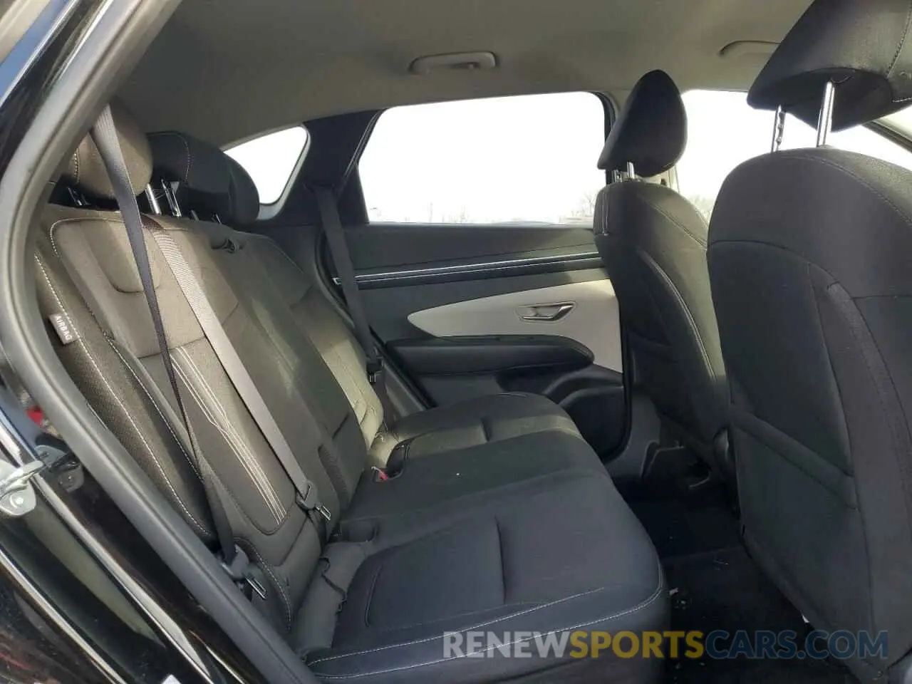 11 Photograph of a damaged car KM8JBCD12RU208563 HYUNDAI TUCSON 2024
