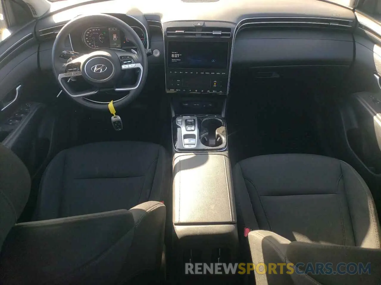 8 Photograph of a damaged car KM8JBCD12RU221779 HYUNDAI TUCSON 2024