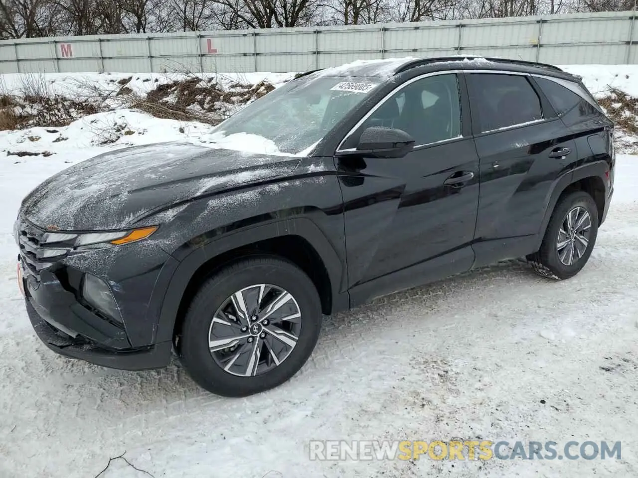 1 Photograph of a damaged car KM8JBCD17RU231000 HYUNDAI TUCSON 2024