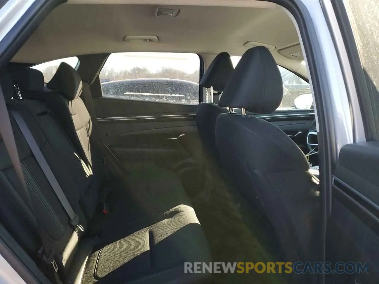 11 Photograph of a damaged car KM8JBCD18RU207742 HYUNDAI TUCSON 2024
