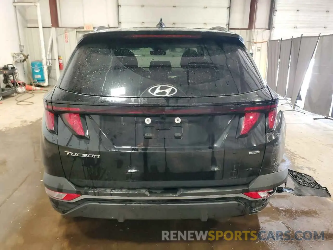 6 Photograph of a damaged car KM8JBCDE0RU336187 HYUNDAI TUCSON 2024