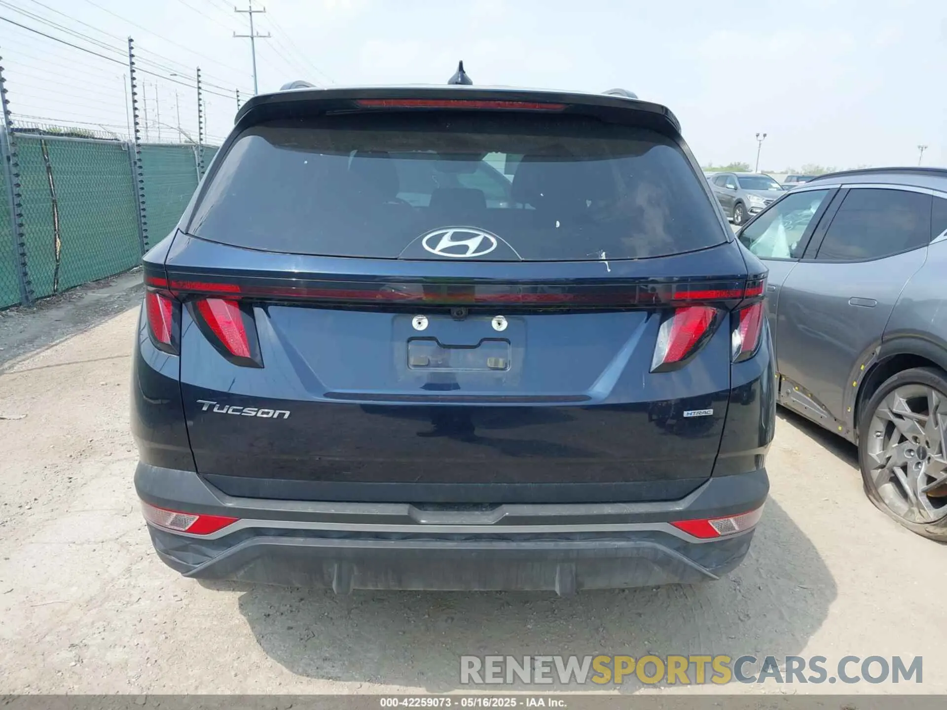 17 Photograph of a damaged car KM8JBCDE0RU336450 HYUNDAI TUCSON 2024