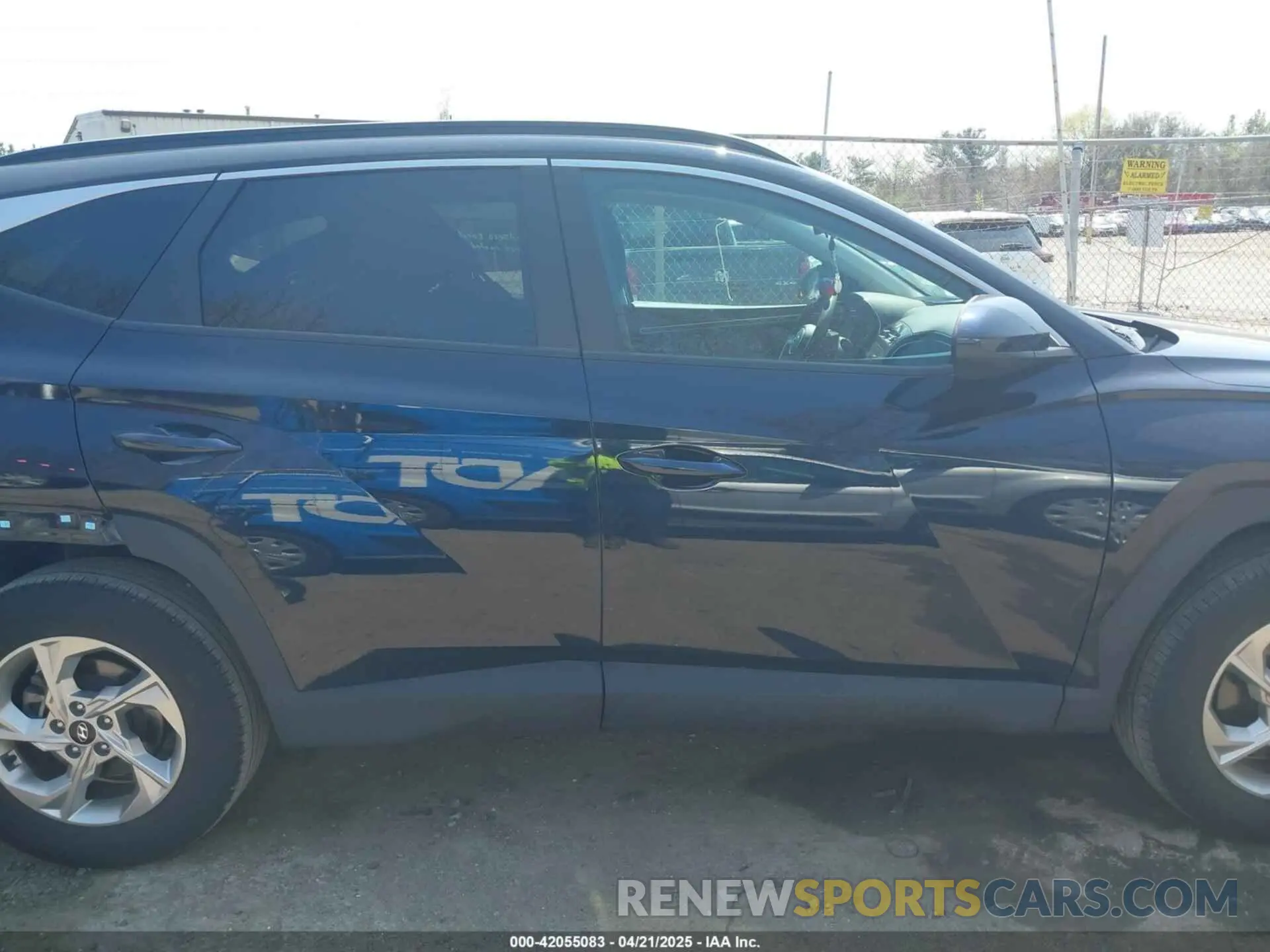 14 Photograph of a damaged car KM8JBCDE4RU272901 HYUNDAI TUCSON 2024
