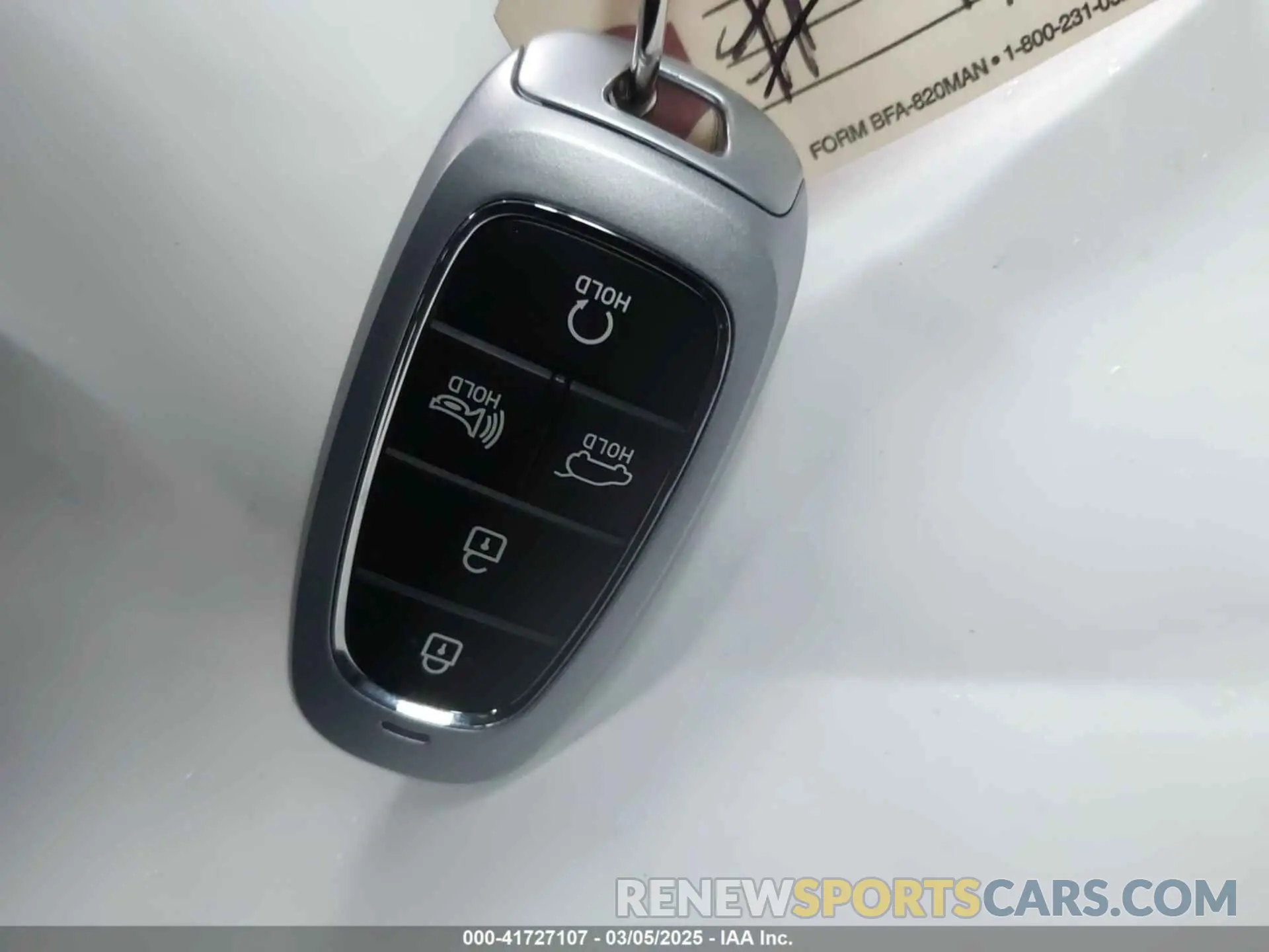 11 Photograph of a damaged car KM8JBCDE9RU290617 HYUNDAI TUCSON 2024