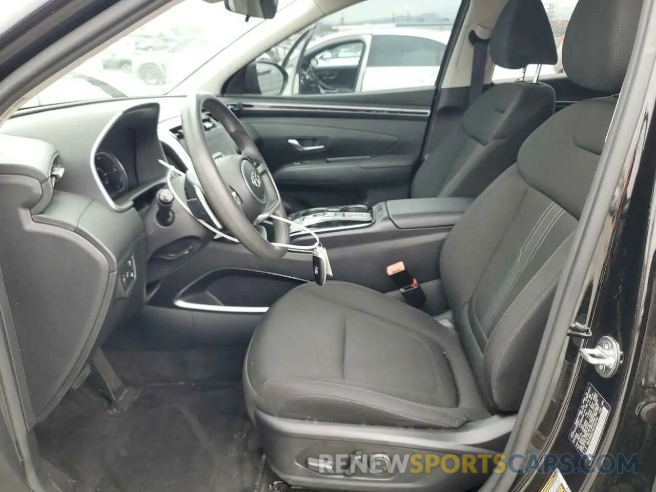 7 Photograph of a damaged car KM8JBDD21RU169740 HYUNDAI TUCSON 2024