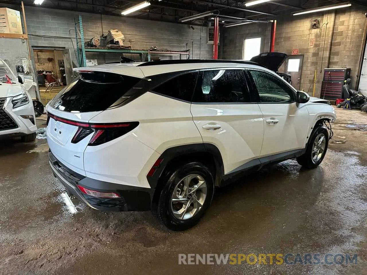 3 Photograph of a damaged car KM8JCCDE6RU325126 HYUNDAI TUCSON 2024