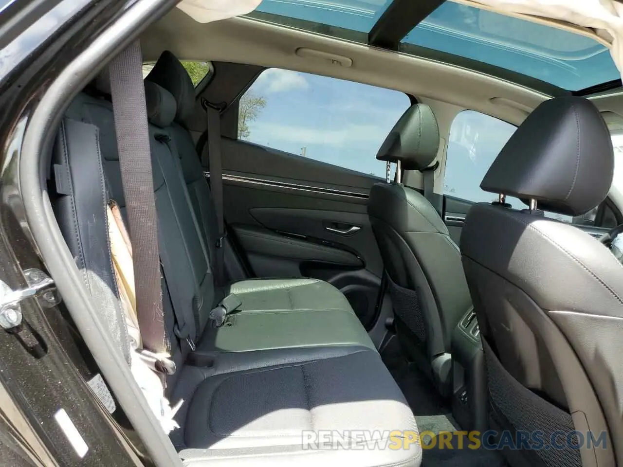 11 Photograph of a damaged car KM8JECD19RU214335 HYUNDAI TUCSON 2024