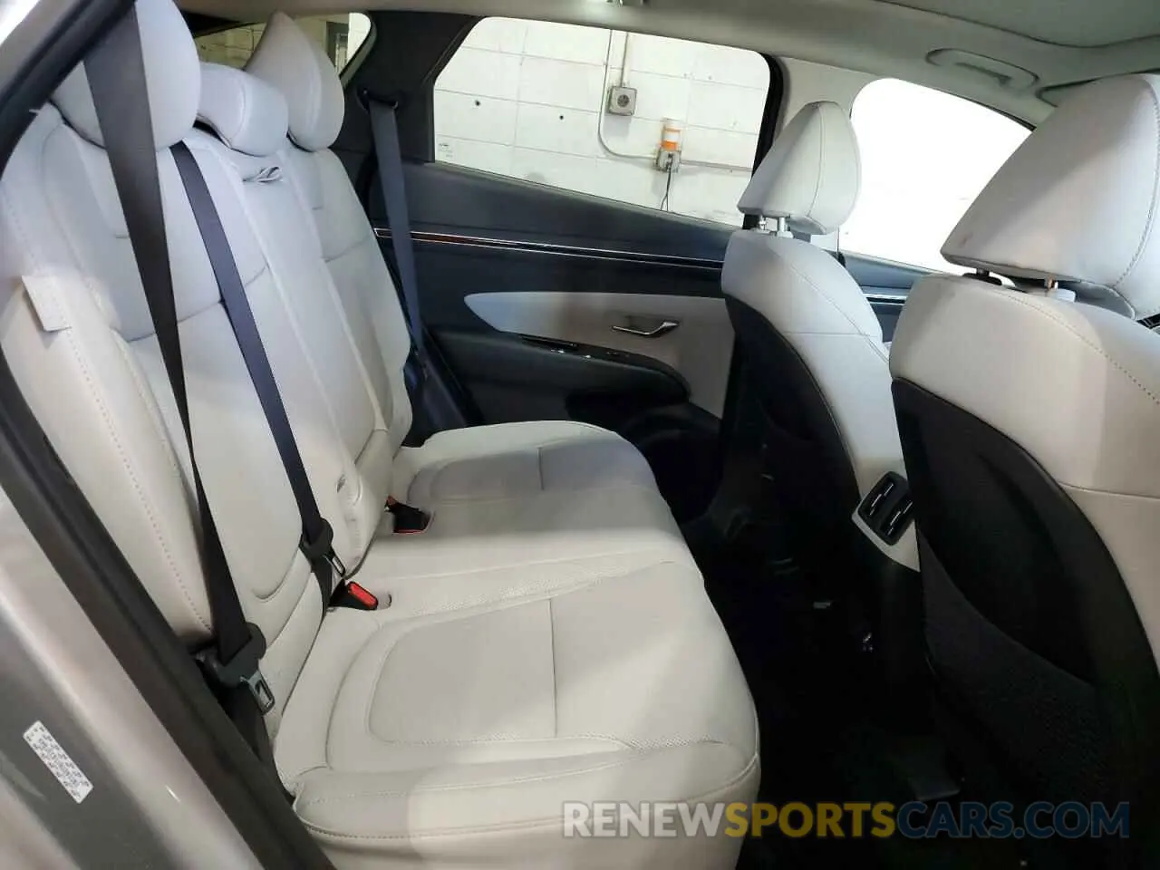 11 Photograph of a damaged car KM8JECD1XRU203182 HYUNDAI TUCSON 2024