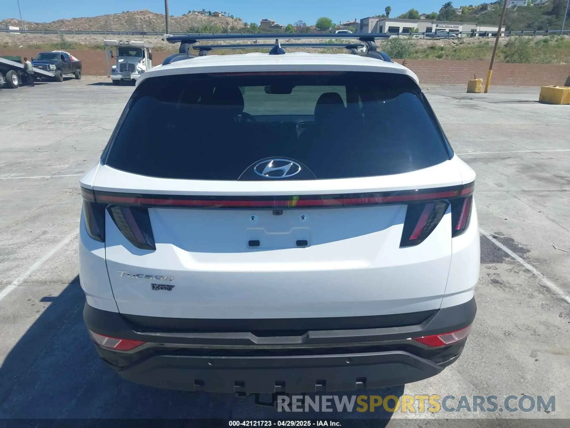 17 Photograph of a damaged car KM8JF3DE0RU313299 HYUNDAI TUCSON 2024