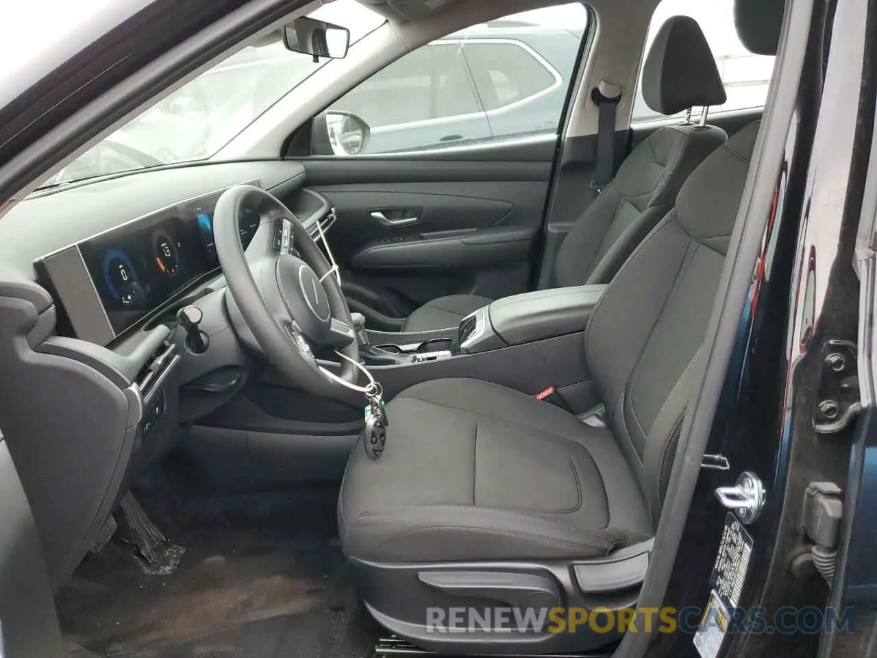 7 Photograph of a damaged car 3KMJA3DE1SE006177 HYUNDAI TUCSON 2025