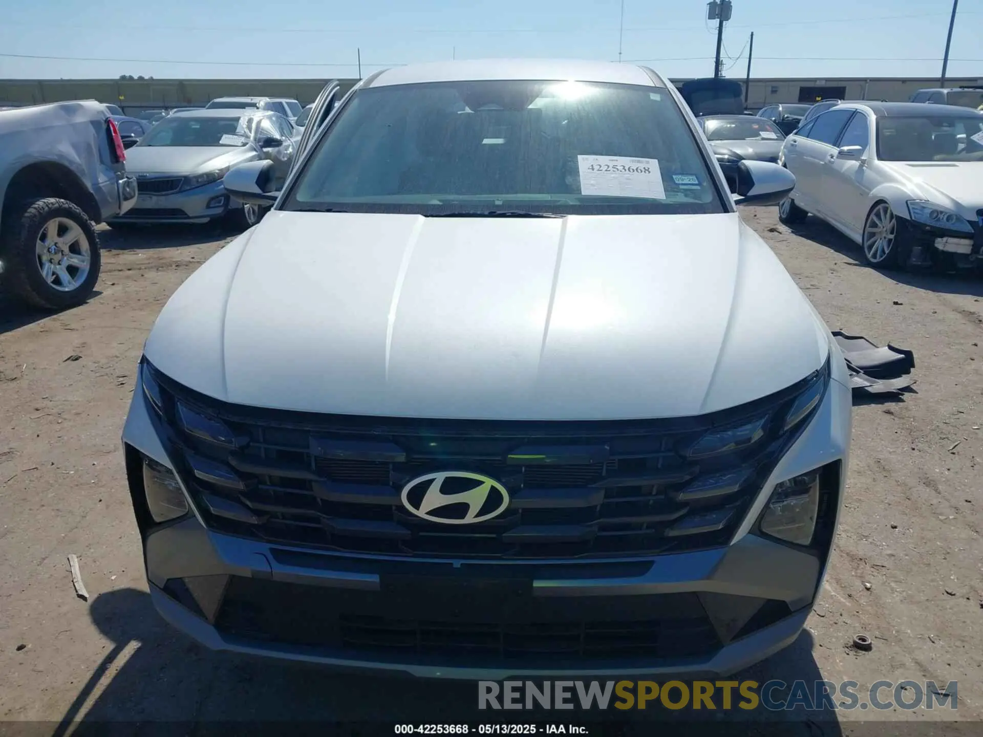 13 Photograph of a damaged car 3KMJA3DE1SE007586 HYUNDAI TUCSON 2025