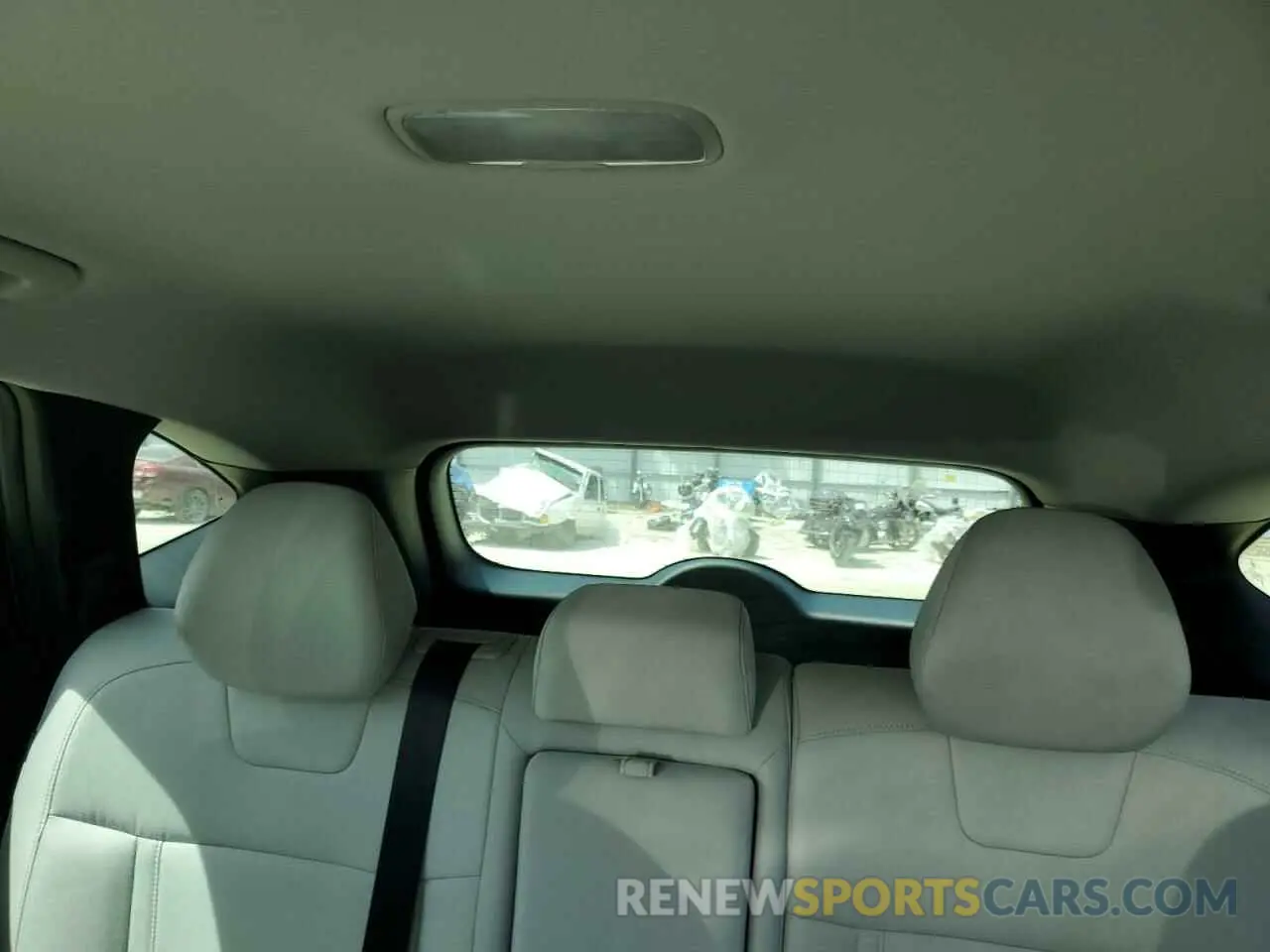 10 Photograph of a damaged car 3KMJA3DE9SE010736 HYUNDAI TUCSON 2025