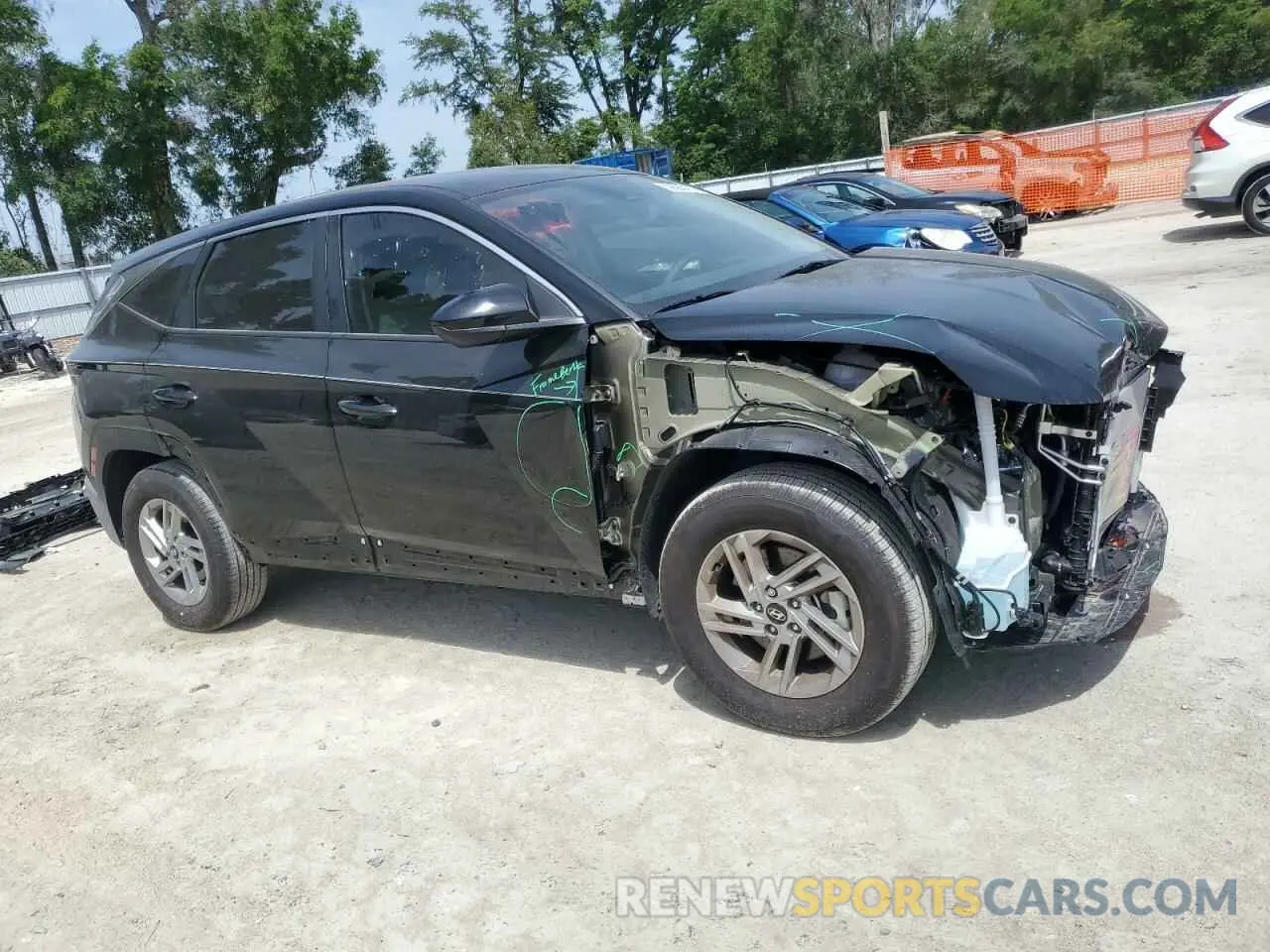 4 Photograph of a damaged car 3KMJA3DE9SE010736 HYUNDAI TUCSON 2025