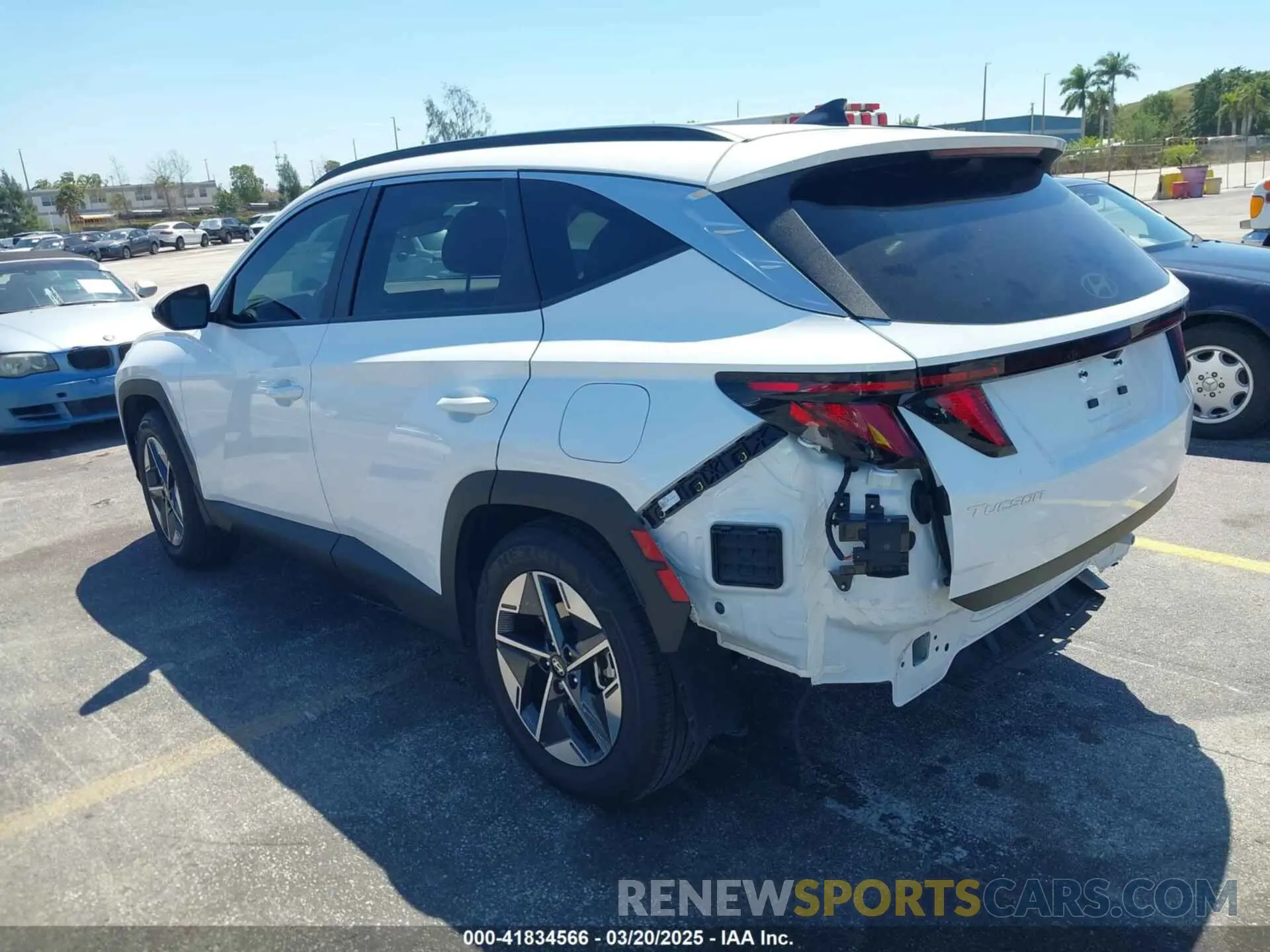 3 Photograph of a damaged car 3KMJB3DE5SE005045 HYUNDAI TUCSON 2025