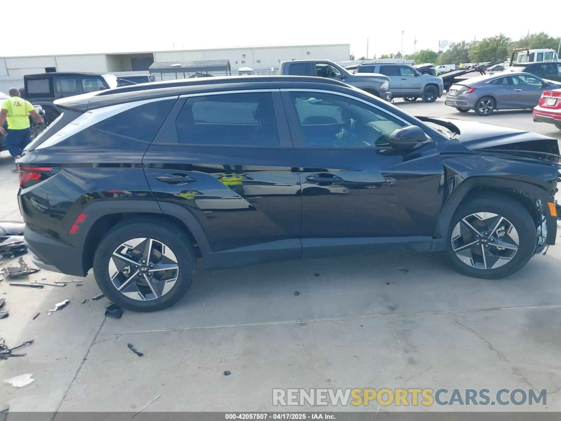 14 Photograph of a damaged car 3KMJB3DE6SE003188 HYUNDAI TUCSON 2025