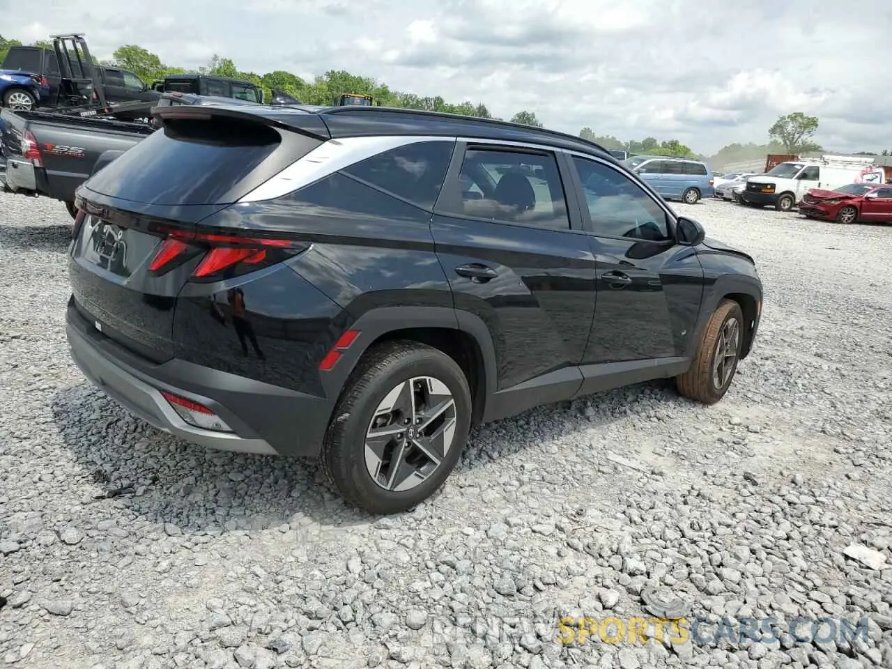 3 Photograph of a damaged car 3KMJB3DE7SE014832 HYUNDAI TUCSON 2025