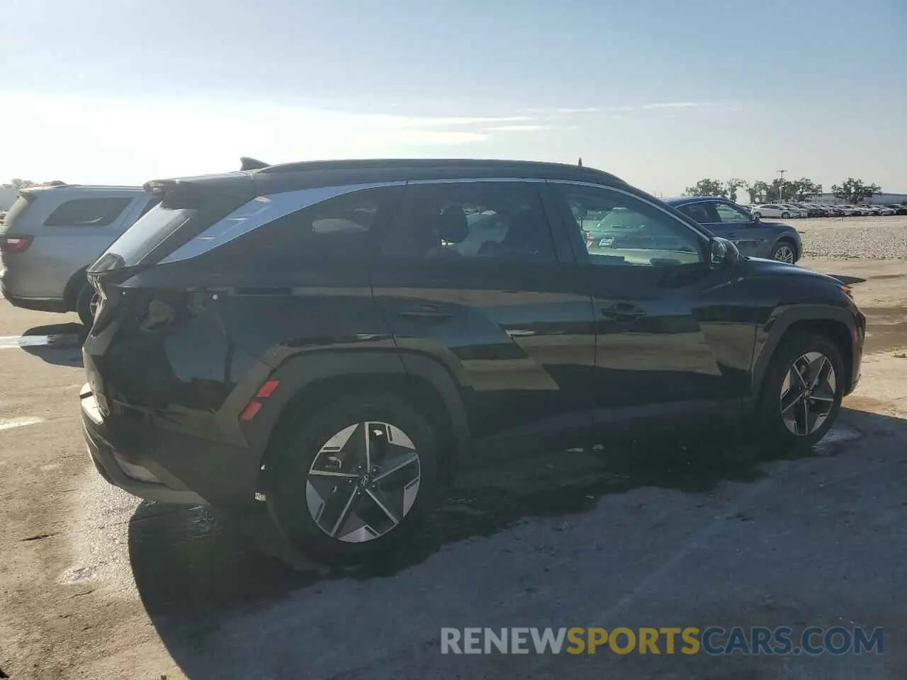 3 Photograph of a damaged car 3KMJB3DE8SE003838 HYUNDAI TUCSON 2025