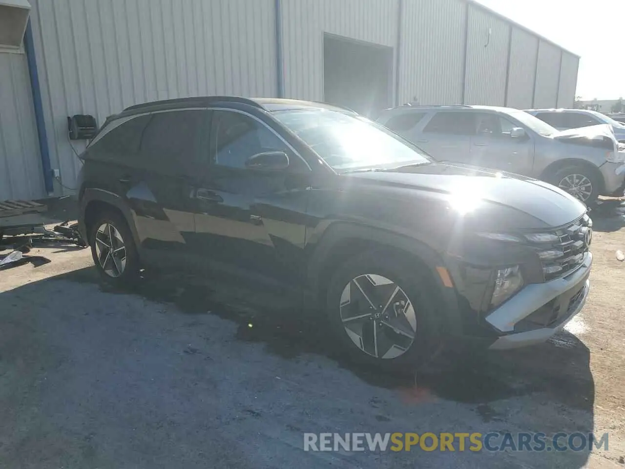 4 Photograph of a damaged car 3KMJB3DE8SE003838 HYUNDAI TUCSON 2025