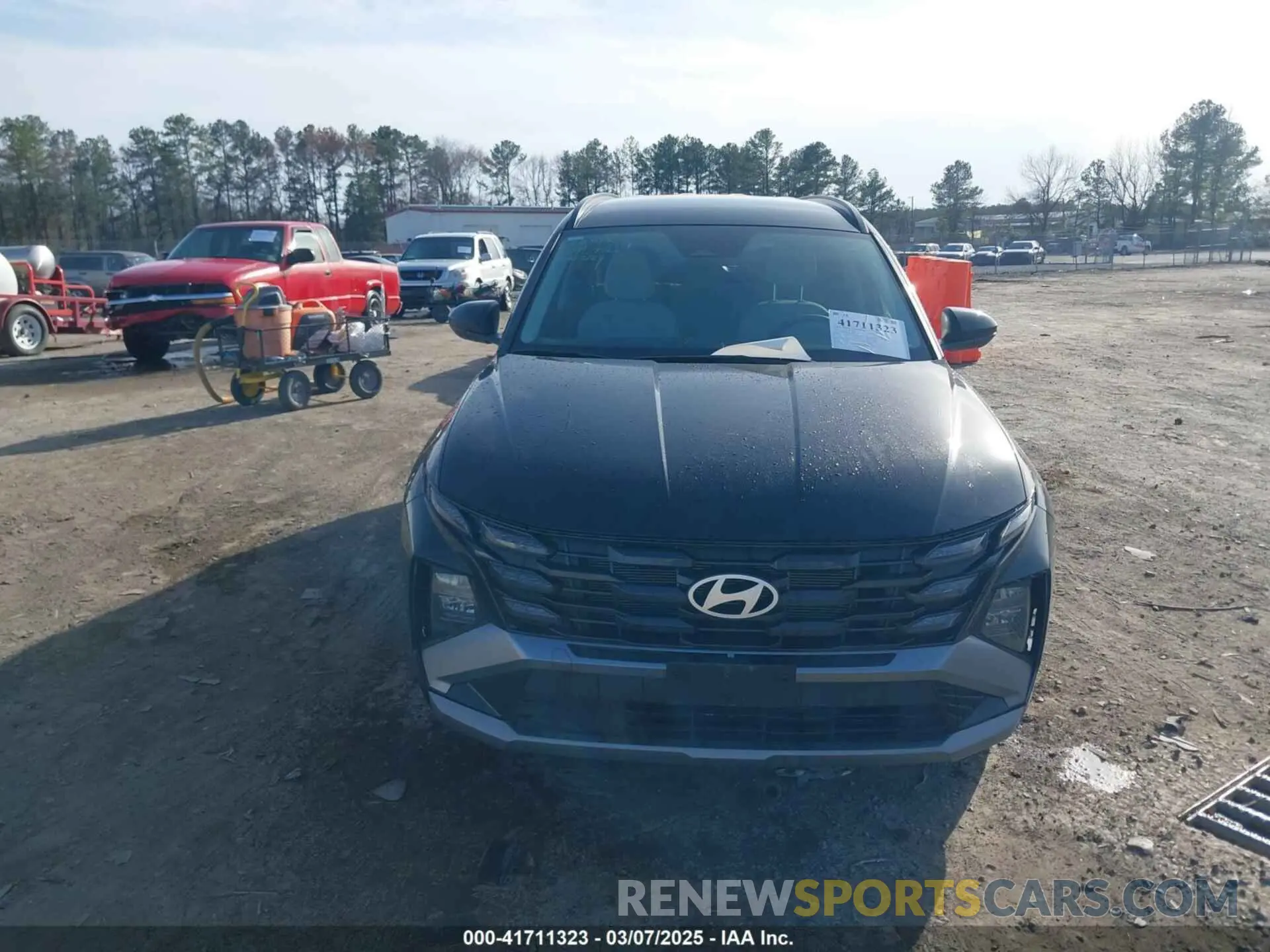12 Photograph of a damaged car 3KMJB3DE9SE008935 HYUNDAI TUCSON 2025