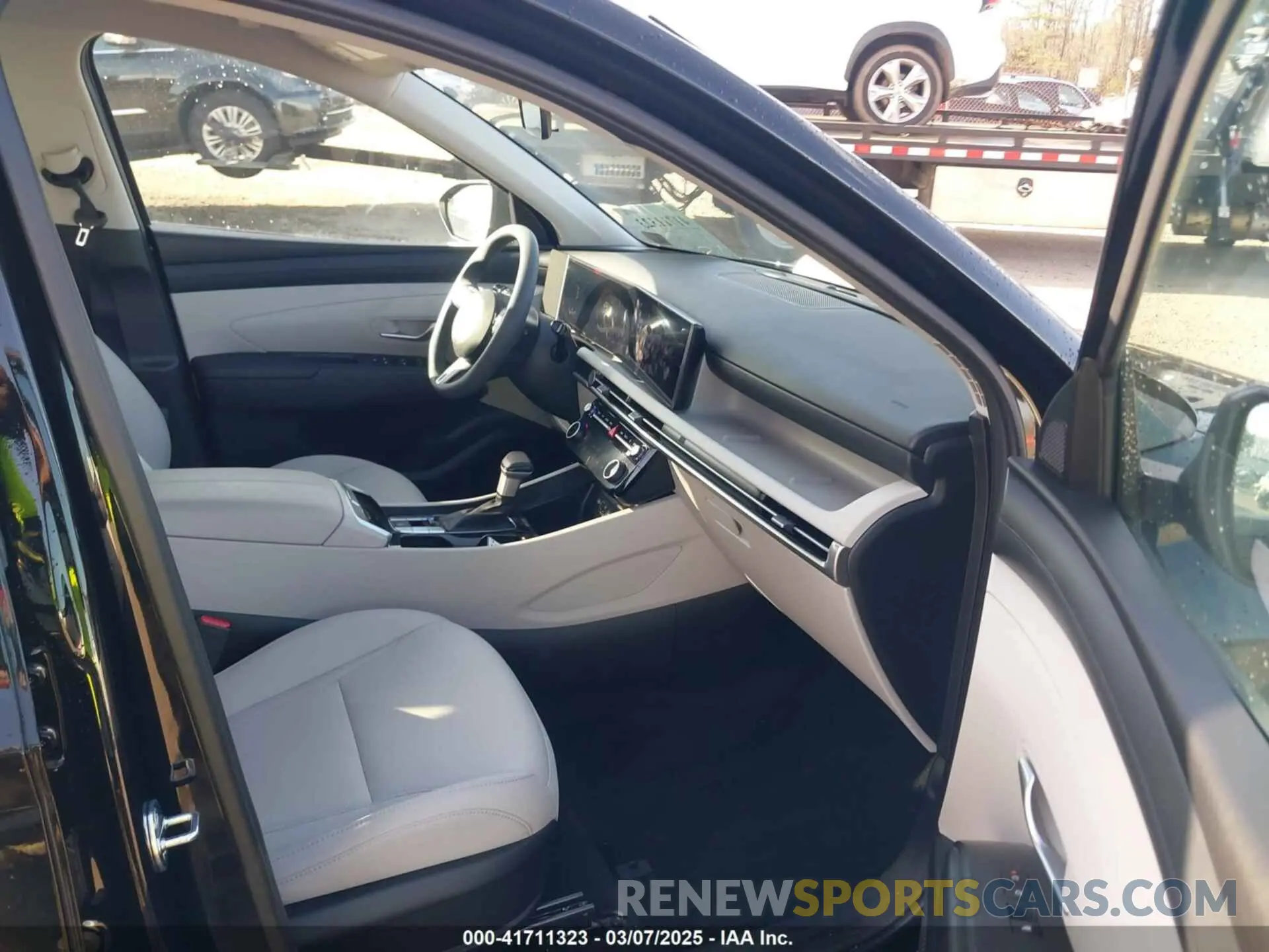 5 Photograph of a damaged car 3KMJB3DE9SE008935 HYUNDAI TUCSON 2025