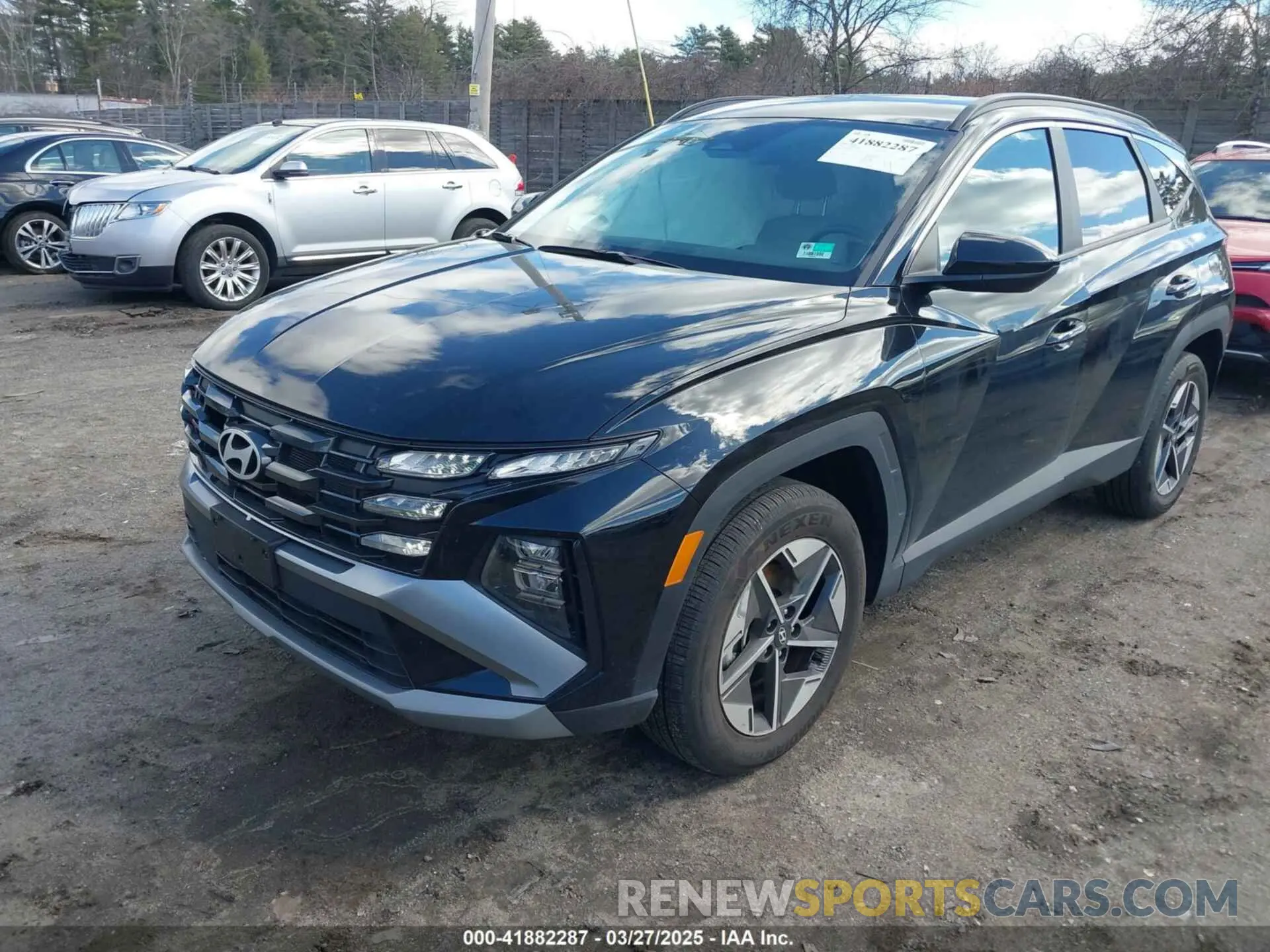 2 Photograph of a damaged car 3KMJBCDE1SE002692 HYUNDAI TUCSON 2025