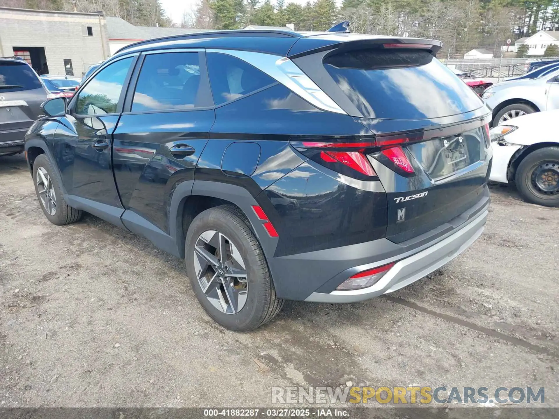 3 Photograph of a damaged car 3KMJBCDE1SE002692 HYUNDAI TUCSON 2025