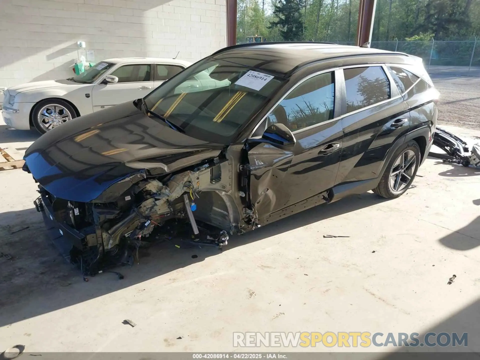2 Photograph of a damaged car 3KMJBCDE2SE004676 HYUNDAI TUCSON 2025