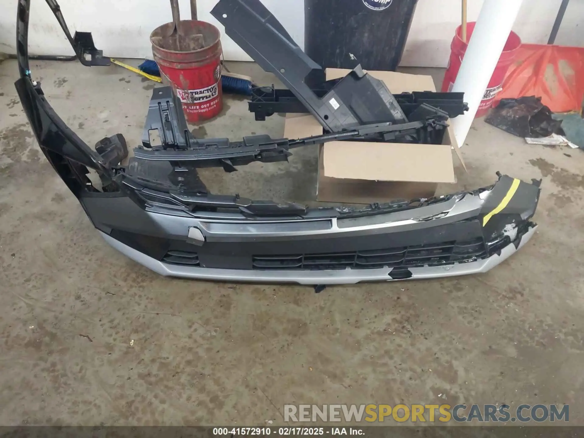 12 Photograph of a damaged car 3KMJC3DE3SE002593 HYUNDAI TUCSON 2025