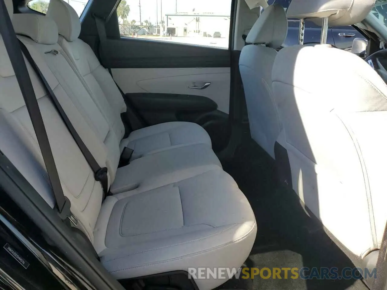 11 Photograph of a damaged car 5NMJA3DE1SH445746 HYUNDAI TUCSON 2025