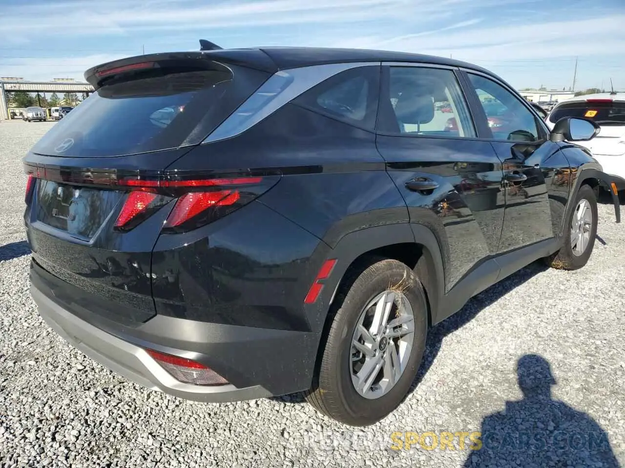 3 Photograph of a damaged car 5NMJA3DE1SH445746 HYUNDAI TUCSON 2025