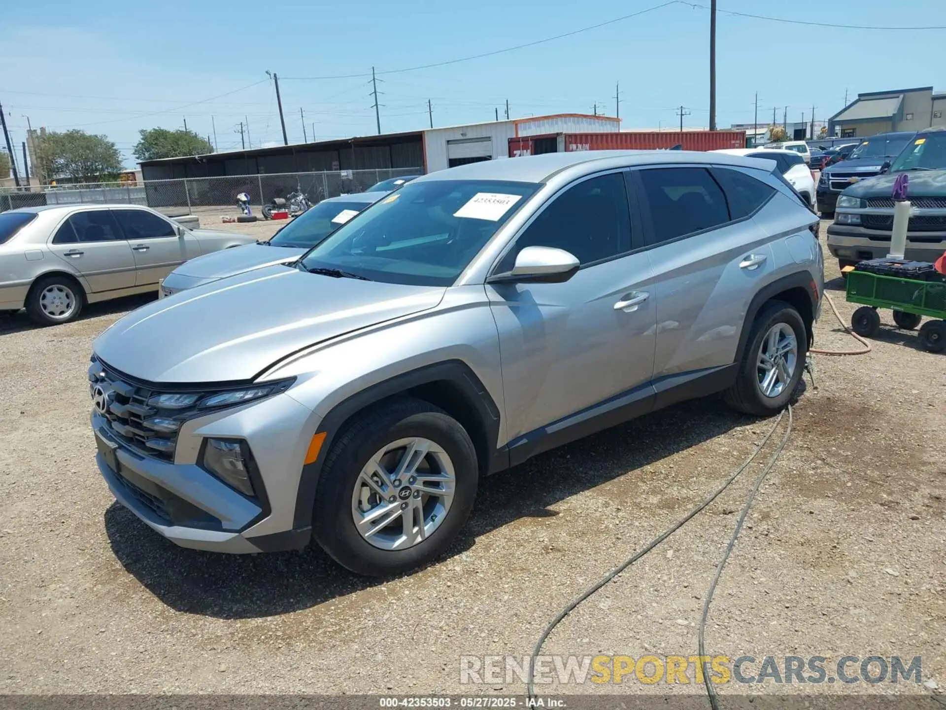 2 Photograph of a damaged car 5NMJA3DE2SH483518 HYUNDAI TUCSON 2025