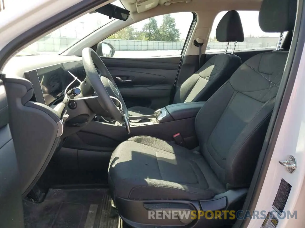 7 Photograph of a damaged car 5NMJA3DE3SH451886 HYUNDAI TUCSON 2025
