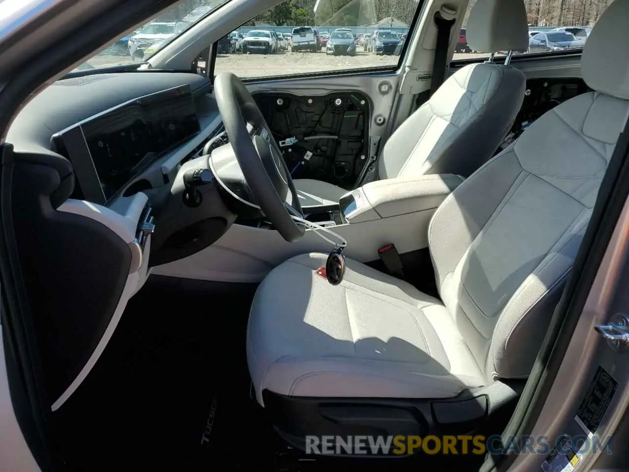 7 Photograph of a damaged car 5NMJA3DE6SH452059 HYUNDAI TUCSON 2025