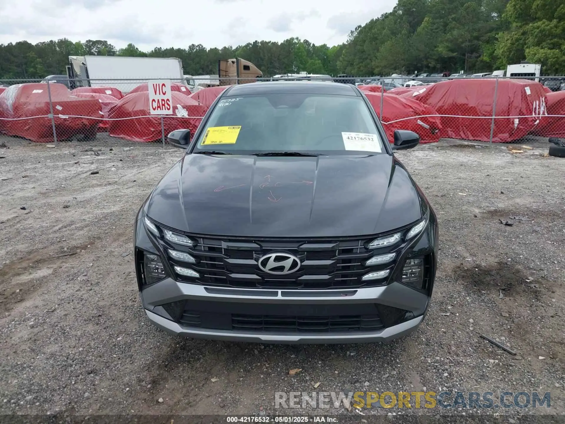 13 Photograph of a damaged car 5NMJA3DE9SH444618 HYUNDAI TUCSON 2025