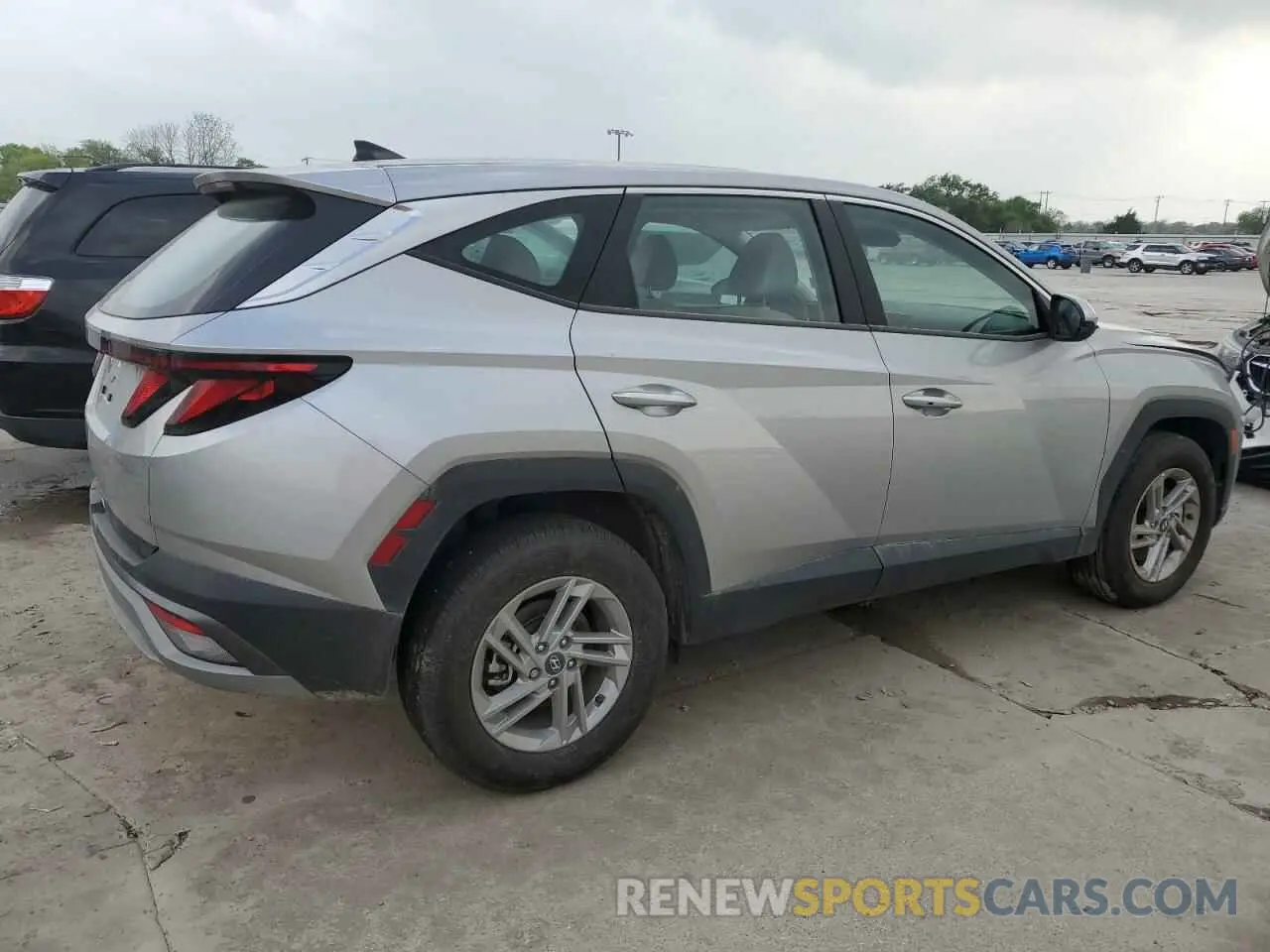 3 Photograph of a damaged car 5NMJA3DE9SH454324 HYUNDAI TUCSON 2025