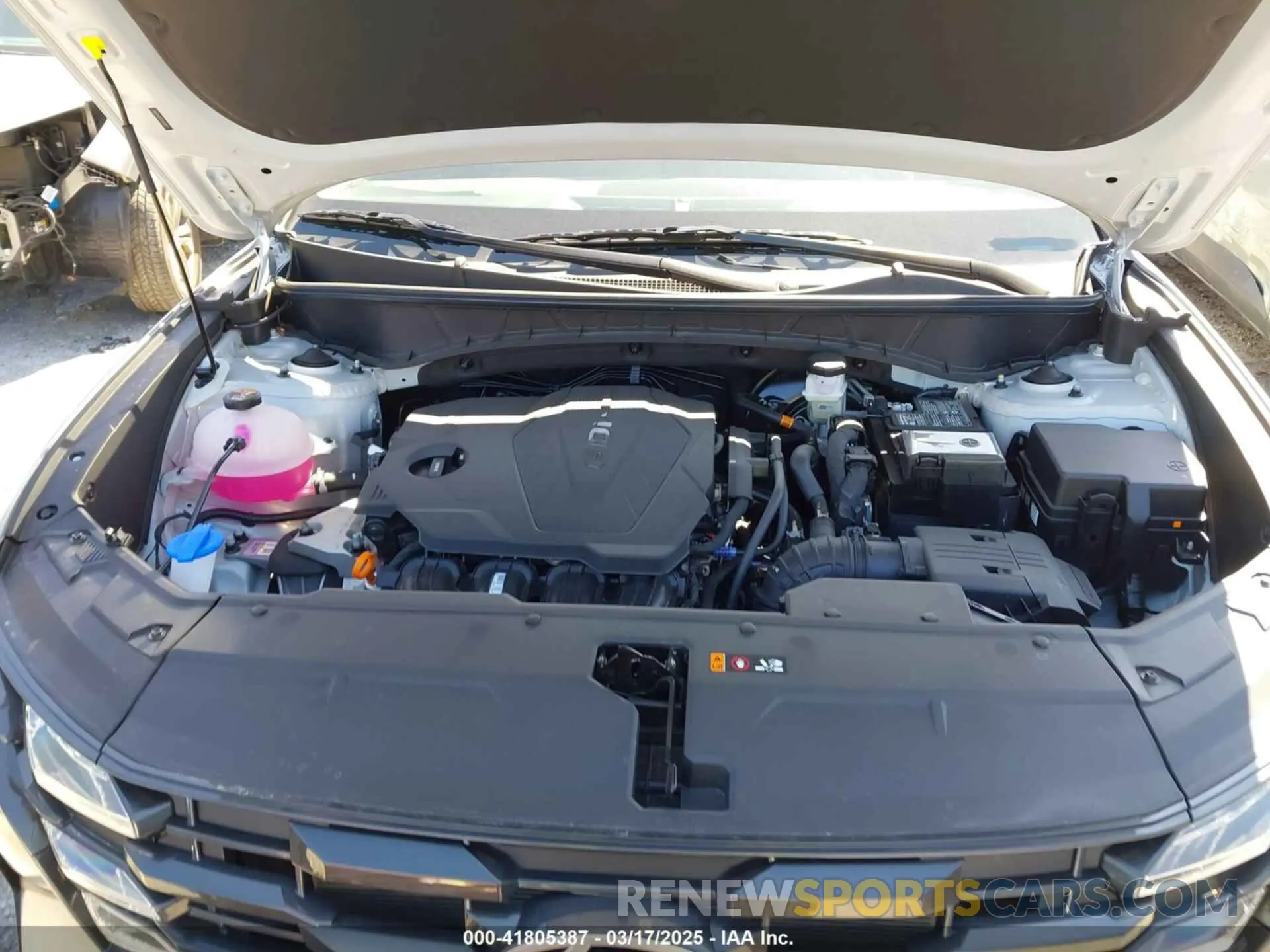 10 Photograph of a damaged car 5NMJA3DE9SH490059 HYUNDAI TUCSON 2025