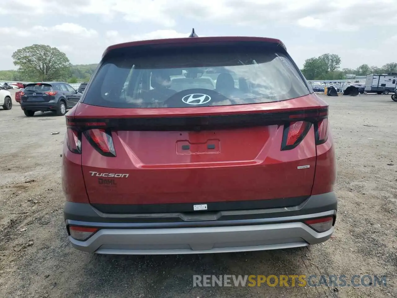 6 Photograph of a damaged car 5NMJACDE2SH453399 HYUNDAI TUCSON 2025