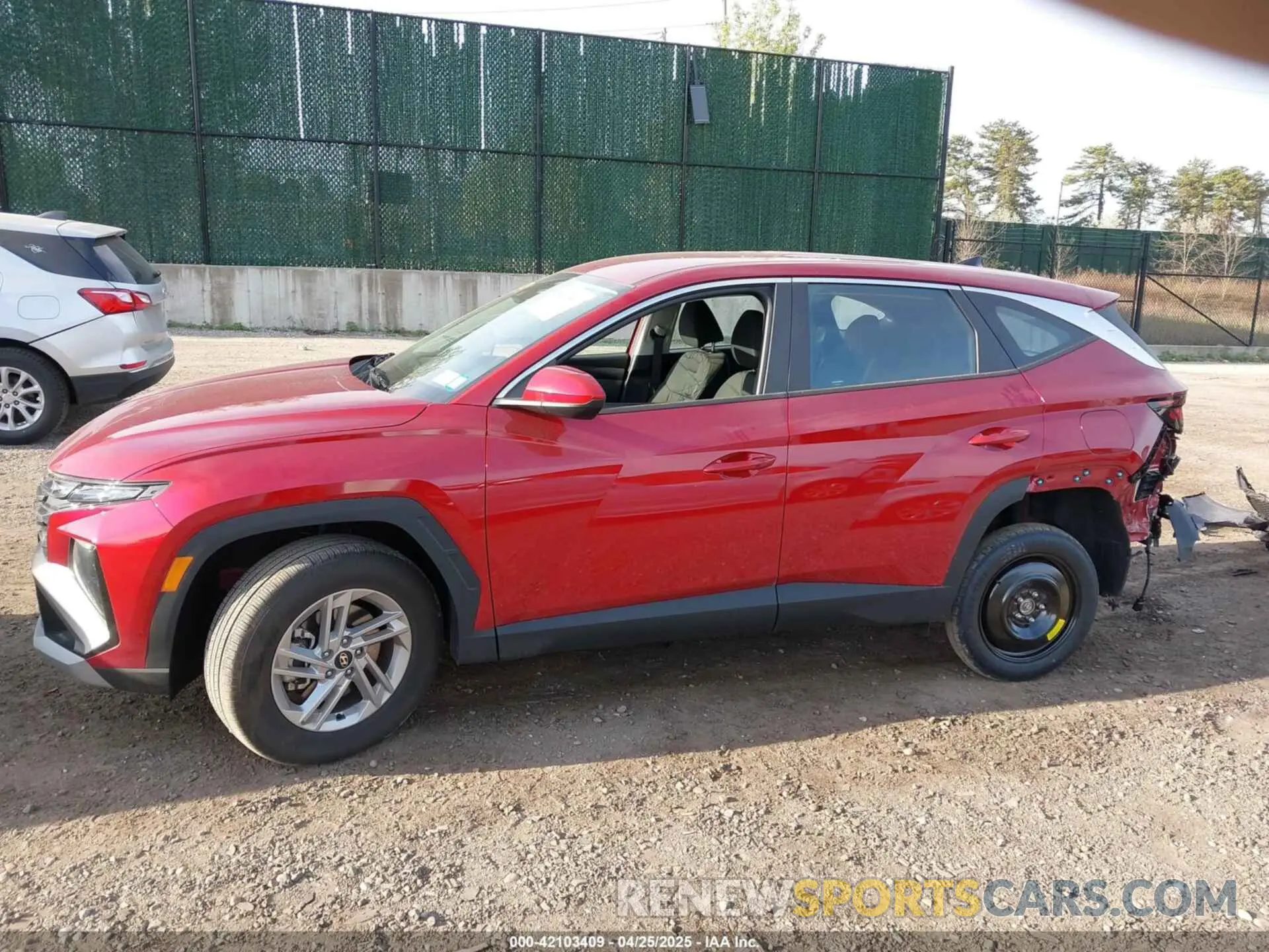 14 Photograph of a damaged car 5NMJACDE5SH447256 HYUNDAI TUCSON 2025