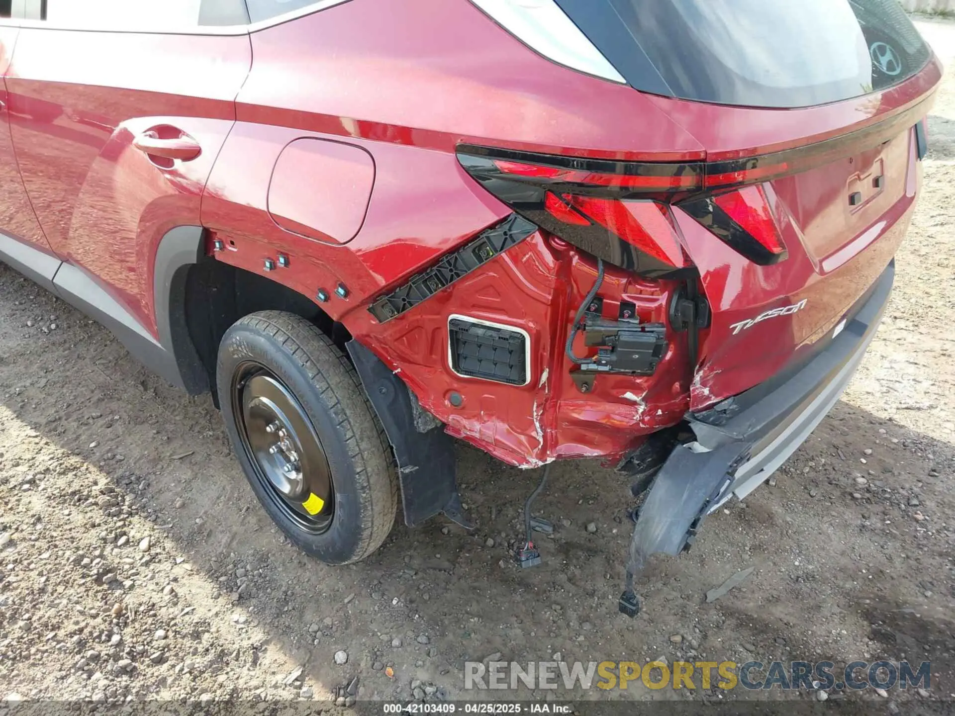 6 Photograph of a damaged car 5NMJACDE5SH447256 HYUNDAI TUCSON 2025