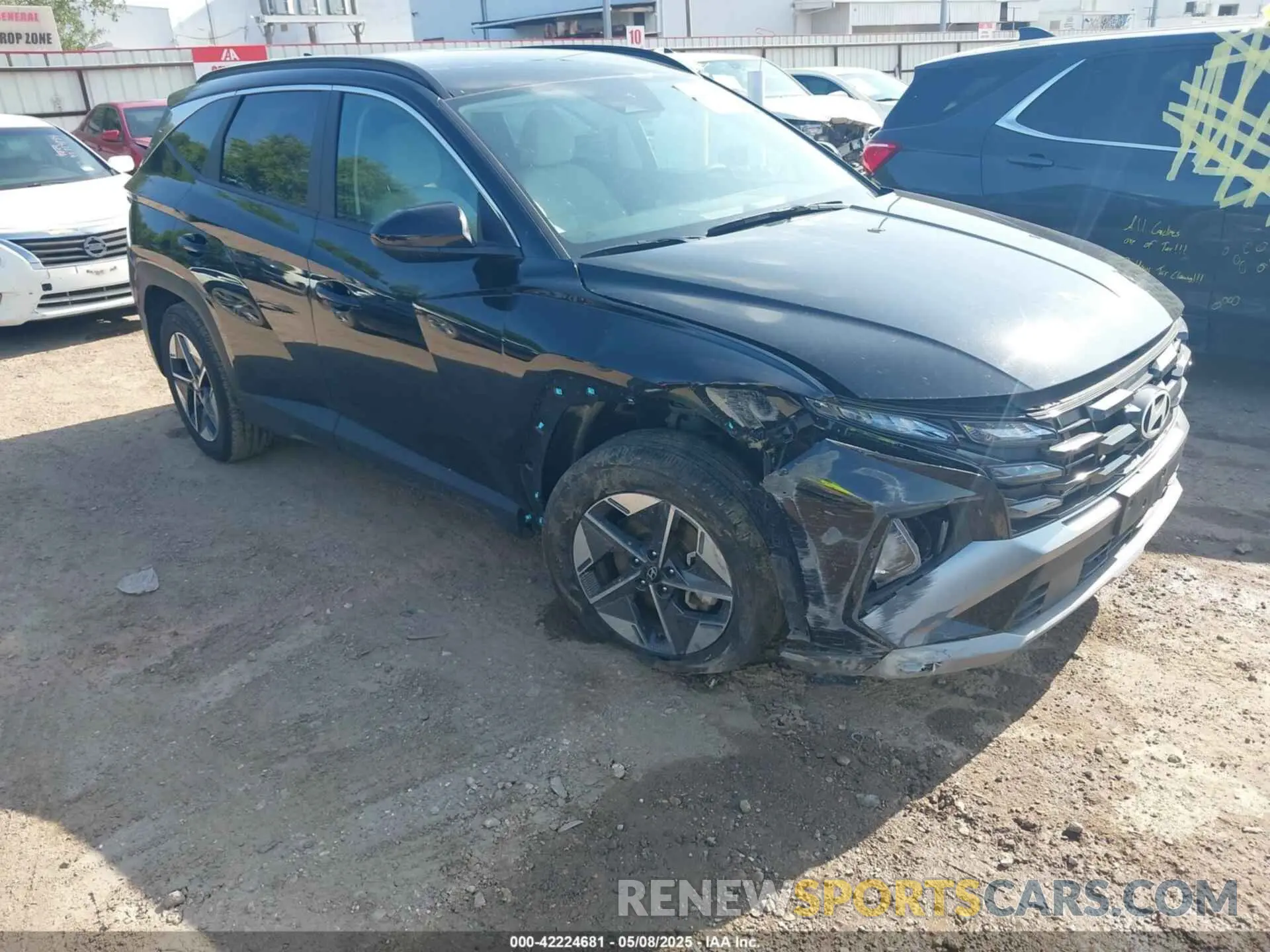 1 Photograph of a damaged car 5NMJB3DE0SH460297 HYUNDAI TUCSON 2025