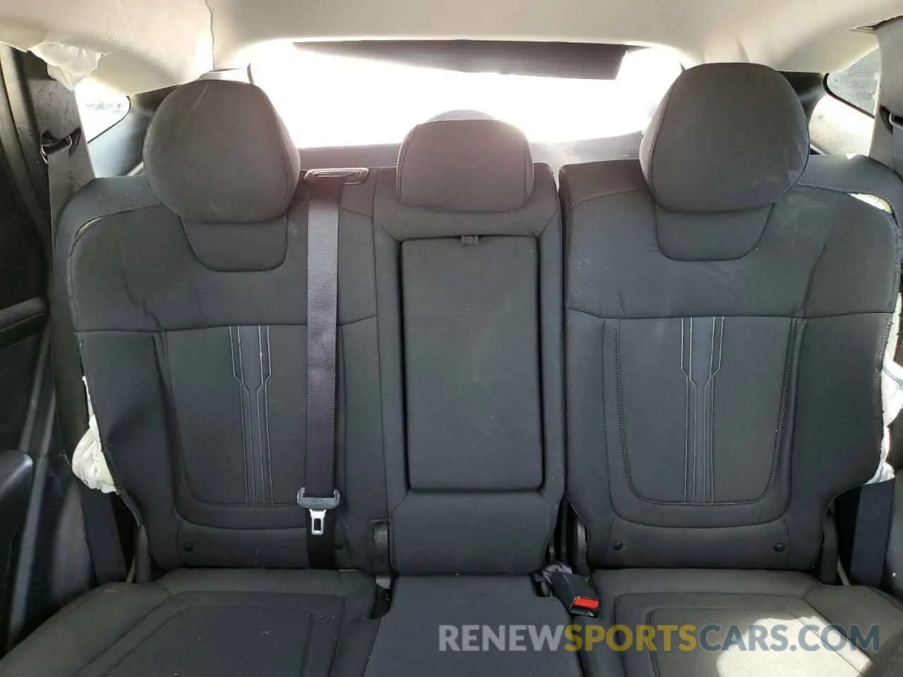 10 Photograph of a damaged car 5NMJB3DE1SH443038 HYUNDAI TUCSON 2025