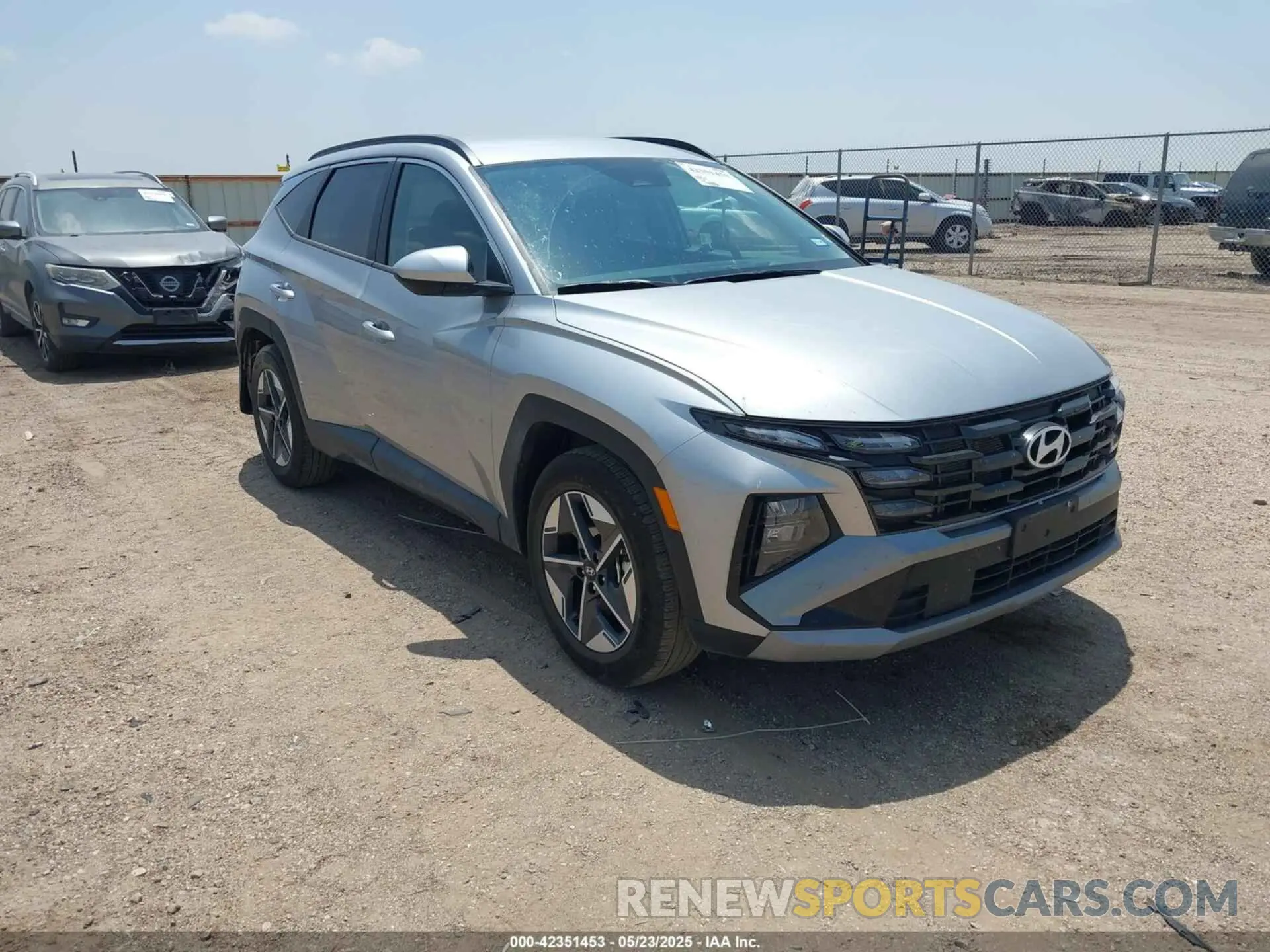 1 Photograph of a damaged car 5NMJB3DE1SH494667 HYUNDAI TUCSON 2025