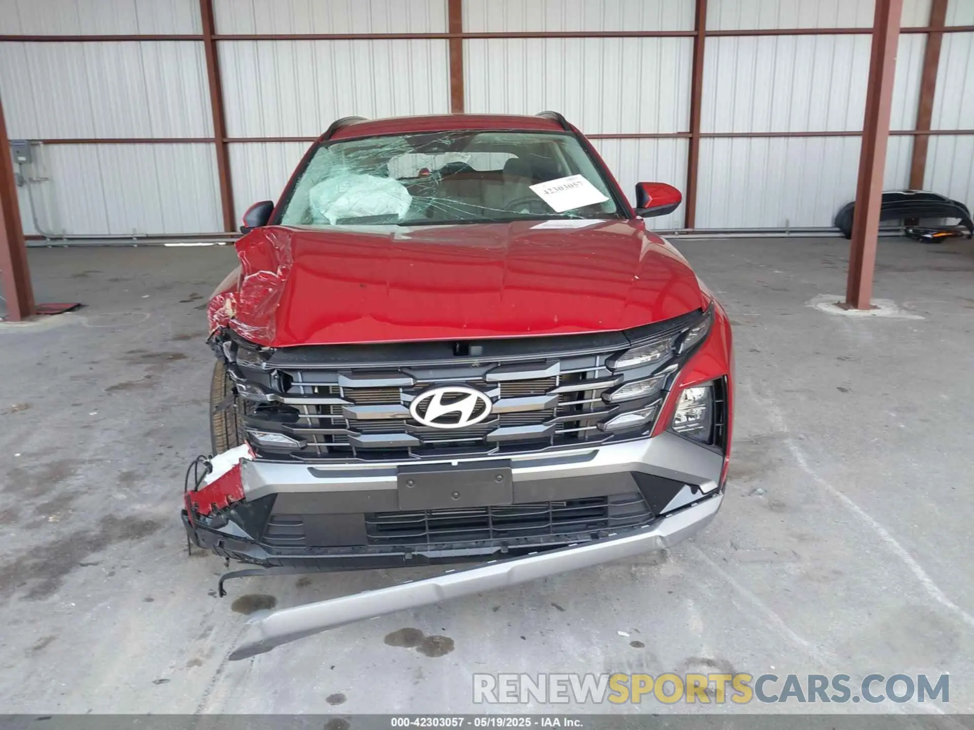 12 Photograph of a damaged car 5NMJB3DE1SH505800 HYUNDAI TUCSON 2025